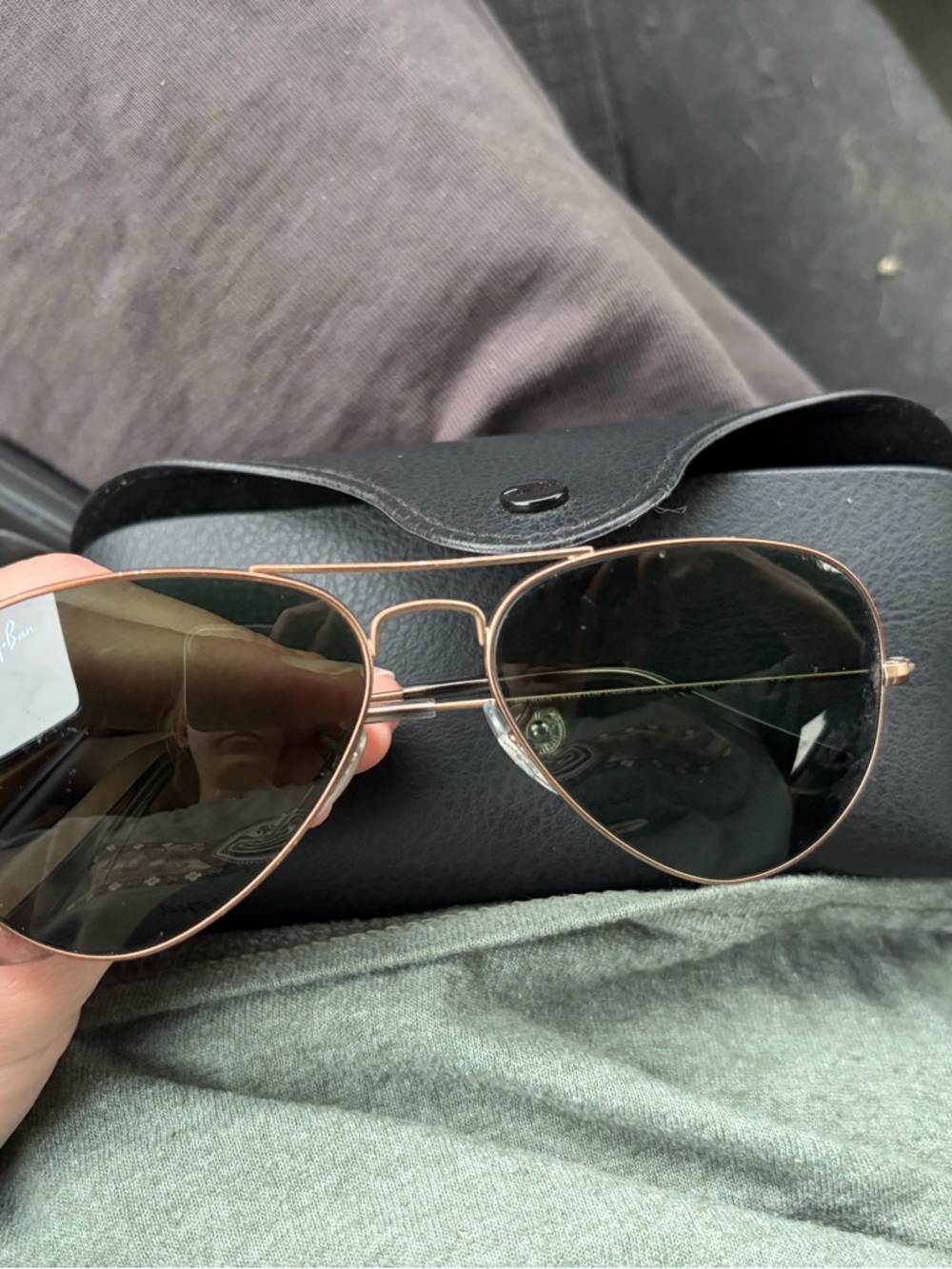 Ray-Ban Aviator Sunglasses Rose Gold Frame with Dark Lenses